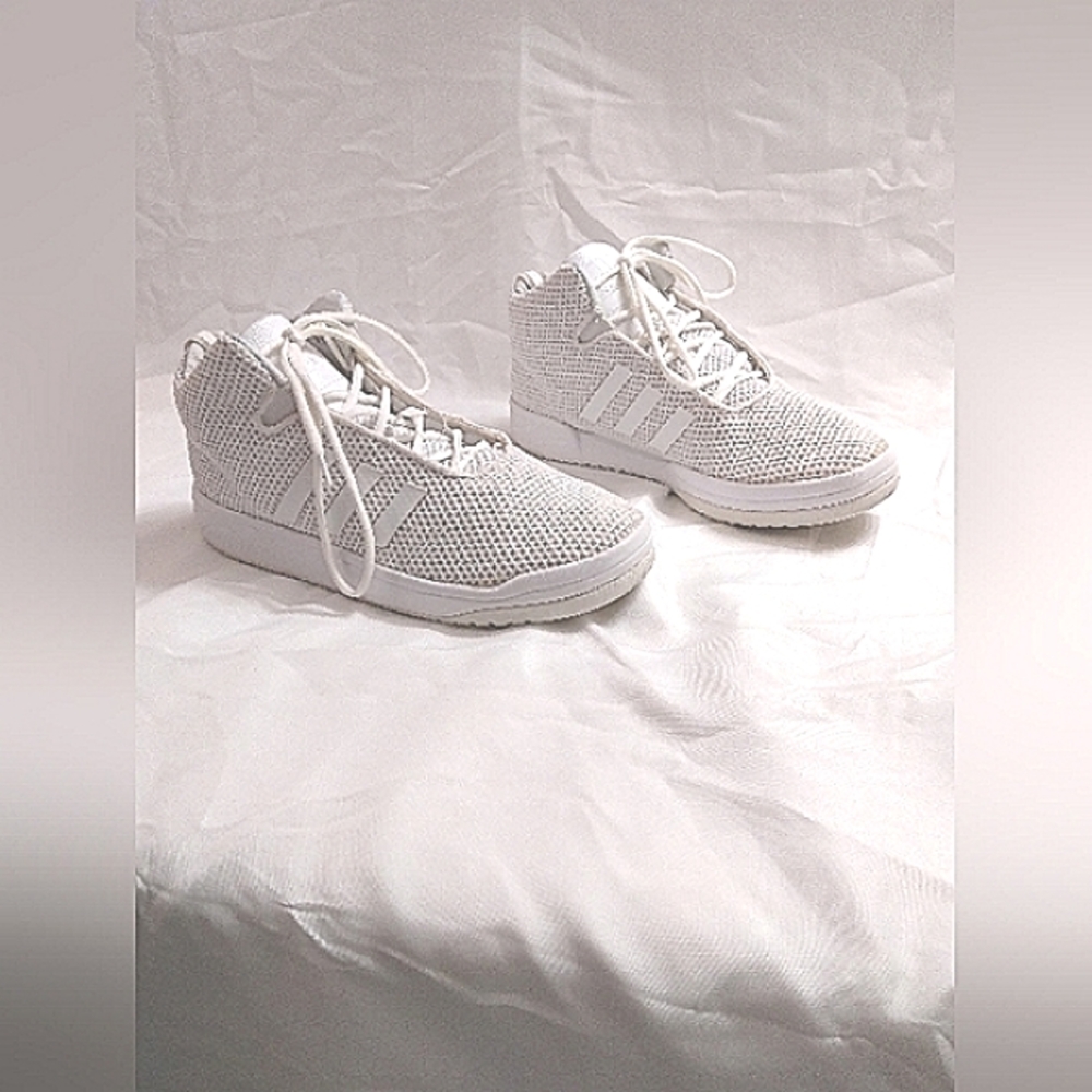Adidas Veritas Mid All White Sneakers Size 8.5